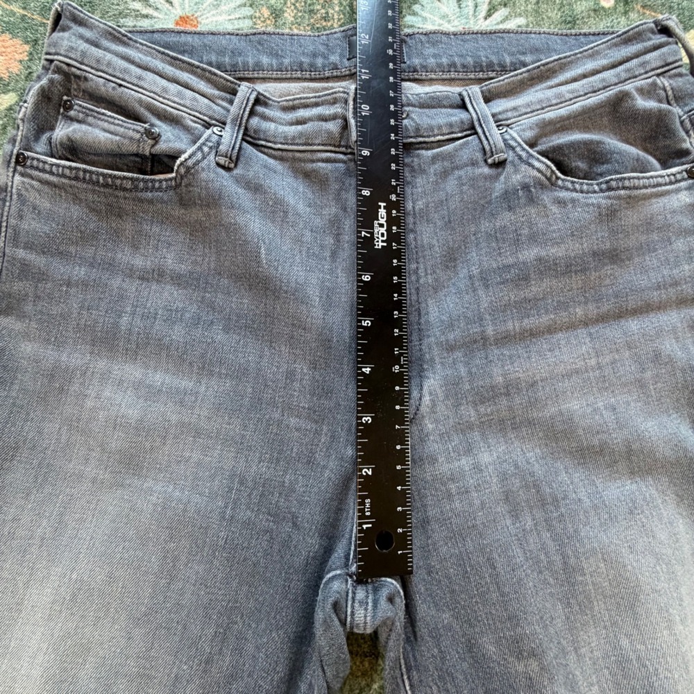 Mother The Insider Crop Step Fray Jeans Ace of Spades Grey Distressed 31 - Picture 3 of 12